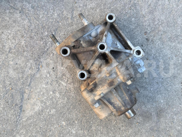 Помпа Mitsubishi ASX оригинальный номер 1300A083