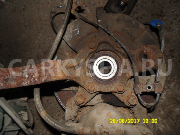 Поворотный кулак Suzuki Grand Vitara II (2005—2008) Suzuki Grand Vitara оригинальный номер 4515165J00