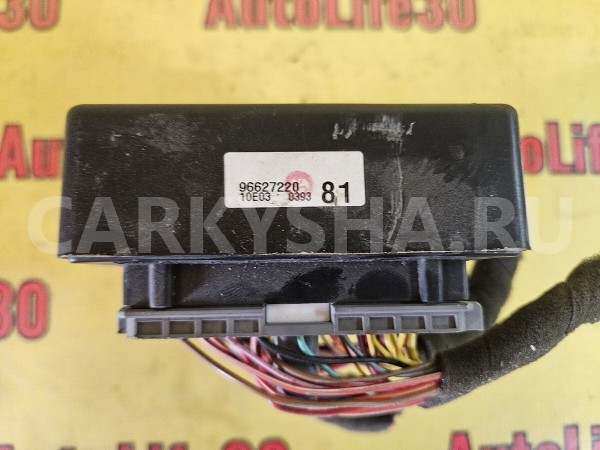 Блок предохранителей Chevrolet Captiva 