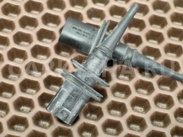 Датчик наружной температуры BMW 5er оригинальный номер 65 81 6 936 953, 65 81 6 936 953, 65816936953, 6936953, 65 81 6 905 133, 65816905133, 6905133, 65 81 0 141 199, 65810141199, 0141199, 65 81 0 149 842, 65810149842, 0149842, 65 81 8 360 625, 65818360625, 8360625