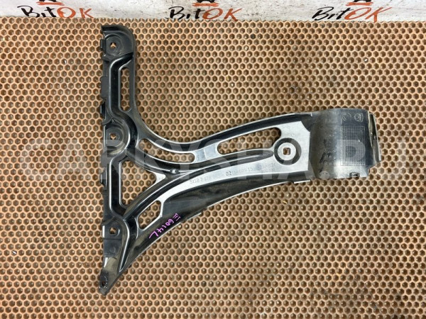 Кронштейн бампера BMW 5er оригинальный номер 51 12 7 178 185, 51 12 7 178 185, 51127178185, 7178185