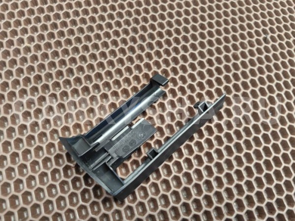 Накладка салазки BMW 7er 