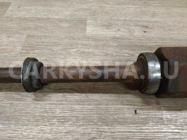 Полуось передняя правая Land Rover Freelander оригинальный номер LR006707