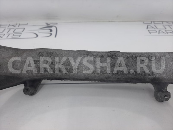 Кронштейн подушки двигателя Volkswagen Touareg NF Volkswagen Touareg