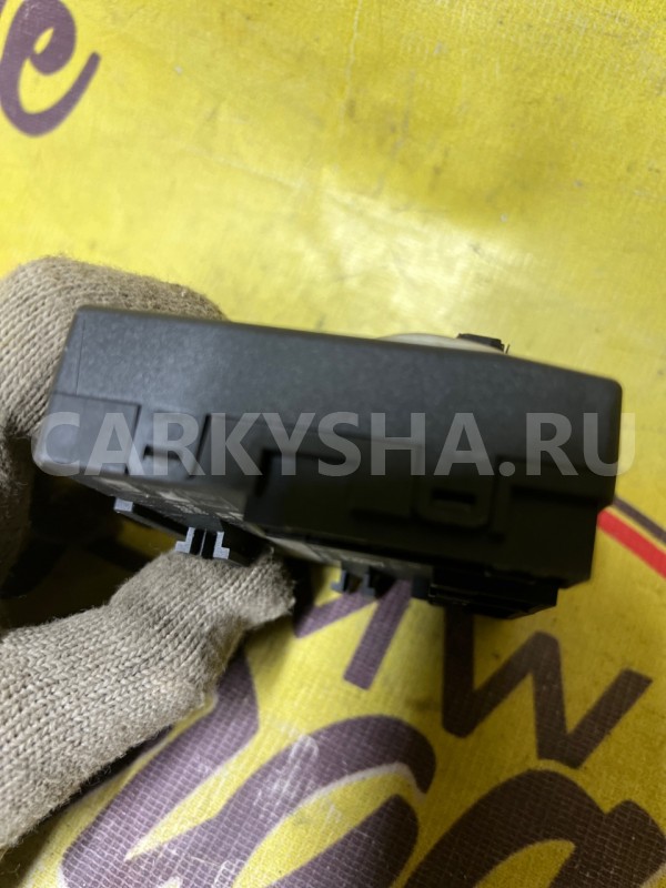 Блок управления двери audi A5 8T CDNC Audi A5 