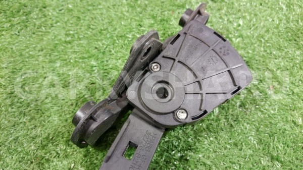 Педаль газа Kia Soul II (2013—2016) Kia Soul оригинальный номер 32700B2110