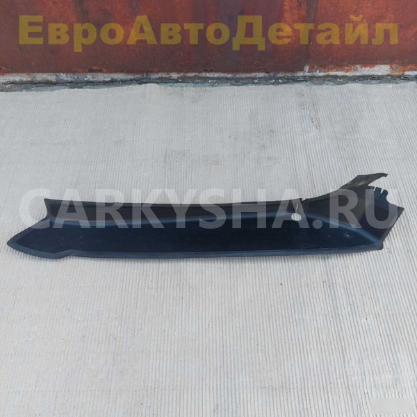 Накладка крышки багажника Range Rover Sport 2 L494 Land Rover Range Rover оригинальный номер LR055894