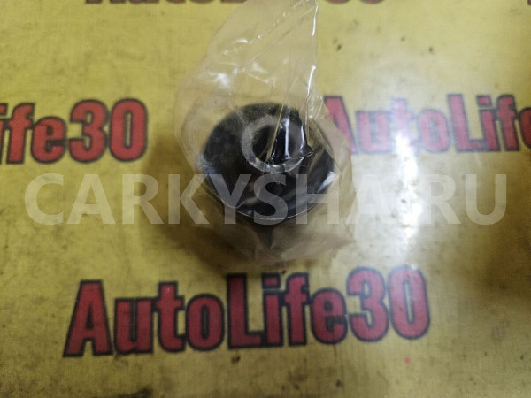 Сайлентблок задний Hyundai i40 оригинальный номер 552101D100