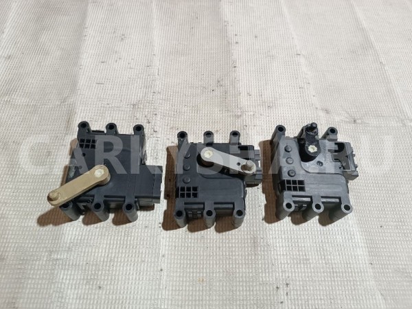 Моторчик заслонки отопителя Mazda 6 