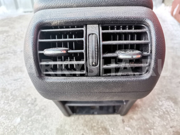 Подлокотник Mercedes C W203 Mercedes-Benz C-klasse 