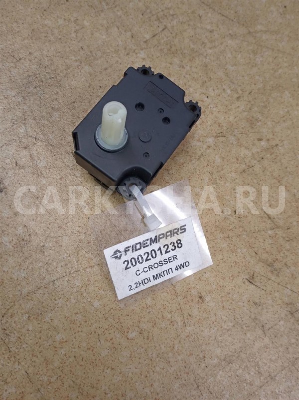 Название детали Сервопривод заслонок печки Модель Peugeot 4008 Peugeot 4008 оригинальный номер 6479 02