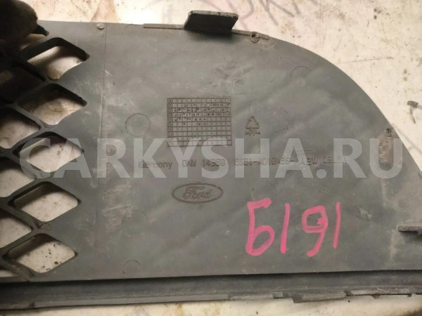 Решетка в бампер  Ford Fiesta Mk5 Ford Fiesta оригинальный номер 1424462