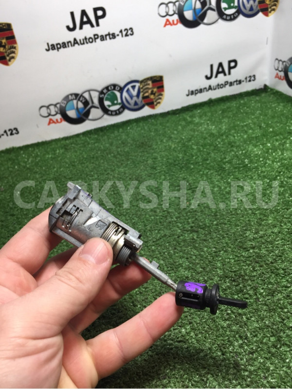 Личинка замка двери передняя Audi A6 2013 Audi A6 
