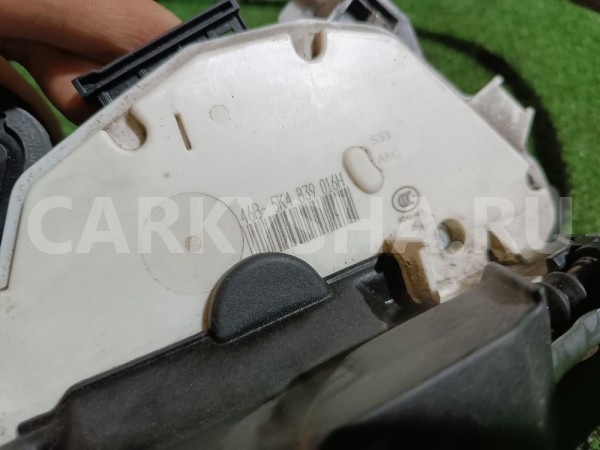Замок двери задней правой Volkswagen Golf 