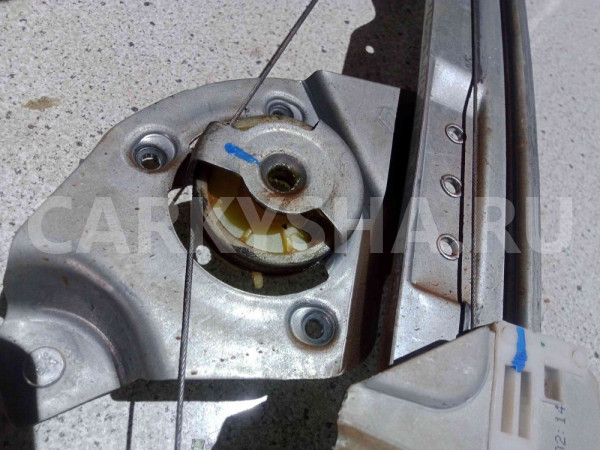 Стеклоподъемник Renault Duster I рестайлинг (2015—2021) Renault 15 оригинальный номер 8200733829