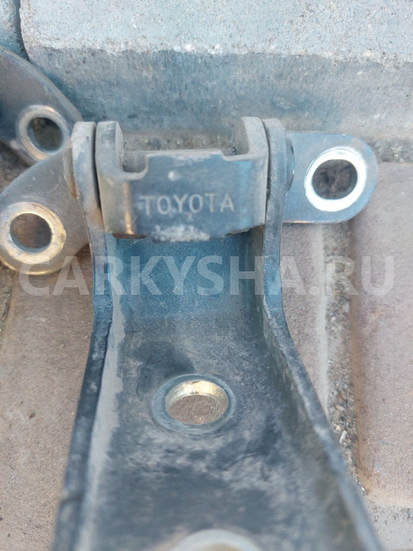 Петли задней правой двери Toyota Avensis T250 Toyota Avensis оригинальный номер 6875005020