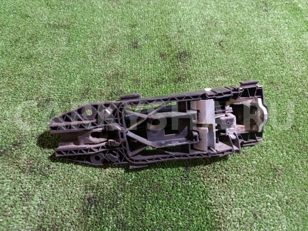 Ручка двери передней наружная правая Volkswagen Tiguan 