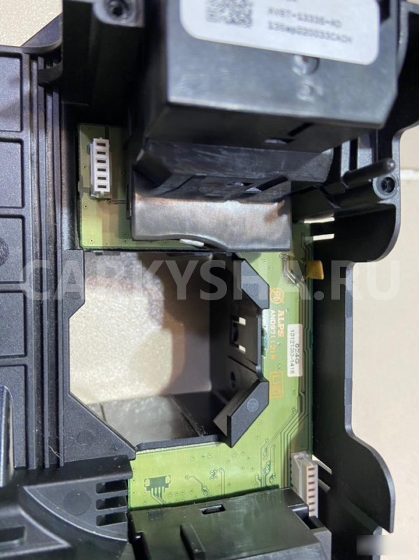 Подрулевые переключатели Ford Focus 3 2014 г Ford Focus оригинальный номер AV6T17A553AE