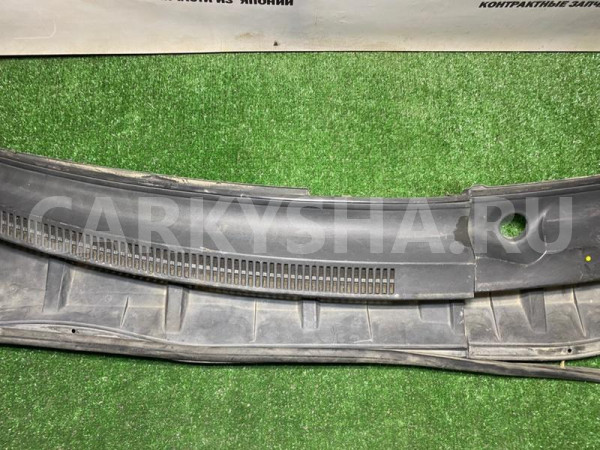 Решетка под лобовое стекло Toyota Corolla оригинальный номер 55782-02190, 55781-02250, 55751-02150