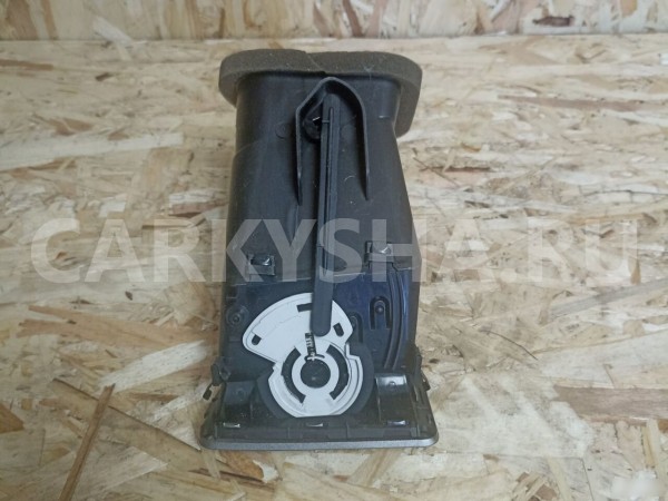 Дефлектор воздушный правый Opel Astra J Opel Astra оригинальный номер 13420496