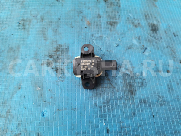 Датчик airbag Mercedes-Benz A-класс 2015 W176 270.910 Mercedes-Benz A-klasse оригинальный номер A1668210351
