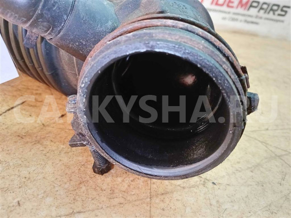 Название детали Патрубок воздушный Модель Hyundai Santa Fe CM Hyundai Santa Fe оригинальный номер 28140-2P300