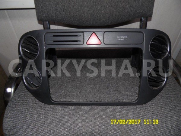 Рамка магнитолы Suzuki Grand Vitara II рестайлинг (2008—2012) Suzuki Grand Vitara 