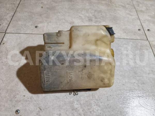 Бачок расширительный Nissan Bluebird оригинальный номер 217100E001