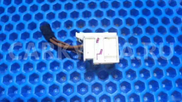 Разъем 6Q0937711E ваг Volkswagen Touareg оригинальный номер 6Q0937711E