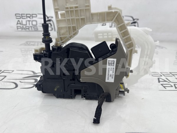 Замок двери передний правый Kia Ceed CD D4FE 1.6 Kia Cee'd 