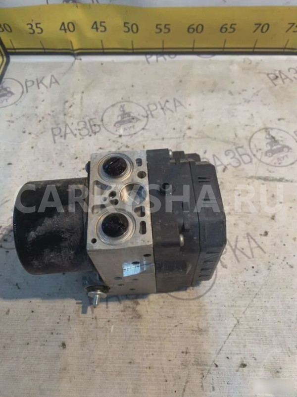 Блок ABS Toyota Crown GRS184 3.5 Toyota Crown 