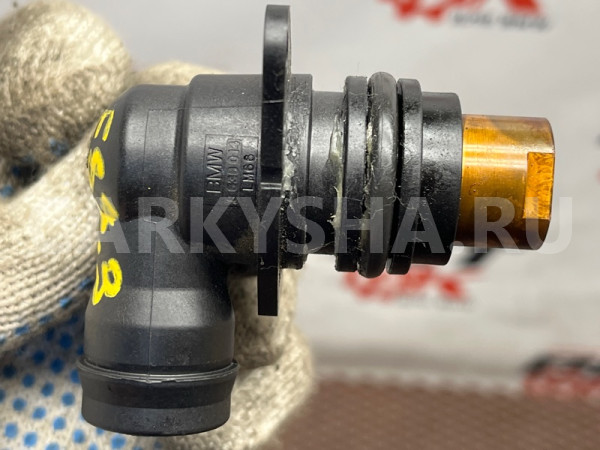 Угловой штуцер BMW X3 оригинальный номер 11 61 8 638 014, 11 61 8 638 014, 11618638014, 8638014, 11 61 7 561 408, 11617561408, 7561408, 11 61 7 530 271, 11617530271, 7530271