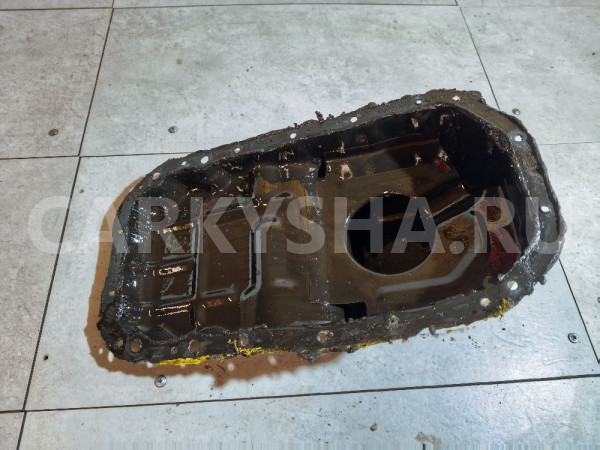 Поддон масляный двигателя Mitsubishi i оригинальный номер MD322857