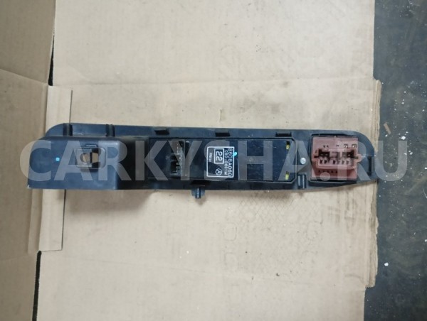 Блок управления стеклоподъемниками Mitsubishi Outlander XL 2007-2012 8608A060 Mitsubishi Outlander 