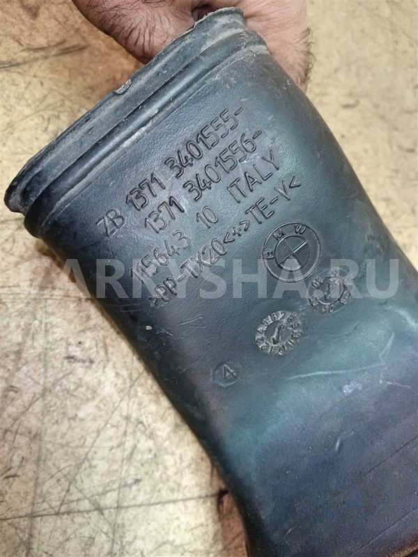 Название детали Воздуховод Модель BMW X3 E83 BMW X3 оригинальный номер 13713401556