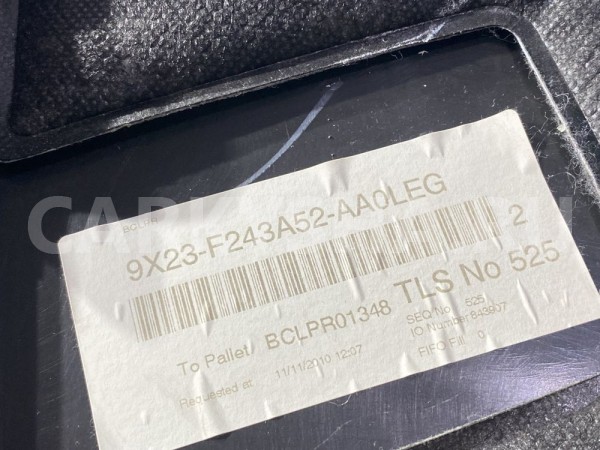 Накладка  средней правой стойки Jaguar XF Jaguar XF оригинальный номер C2Z12229LEG