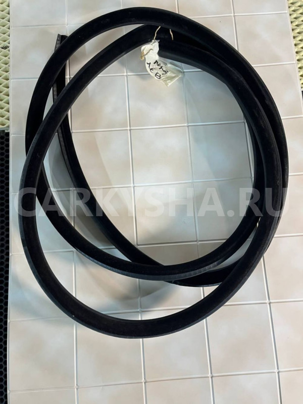 Уплотнитель двери перед правой  BMW 5 e39 BMW 5er оригинальный номер 51727116403