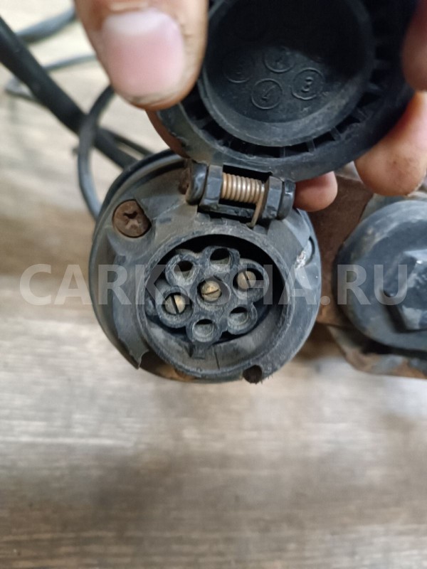 Фаркоп (сцепное устройство) Ssang Yong Rexton 