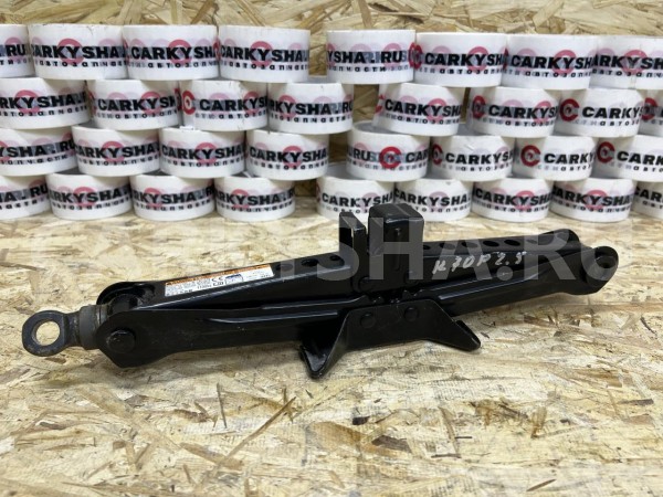 Домкрат механический Toyota Camry VIII (XV70) Рестайлинг – седан оригинальный номер 09111-33050