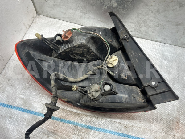 Фонарь задний правый kia RIO 2003 92402FD070 УНИВЕРСАЛ A5D Kia Rio 