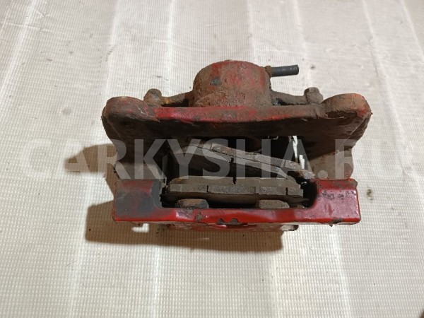 Суппорт тормозной передний правый Lexus RX 