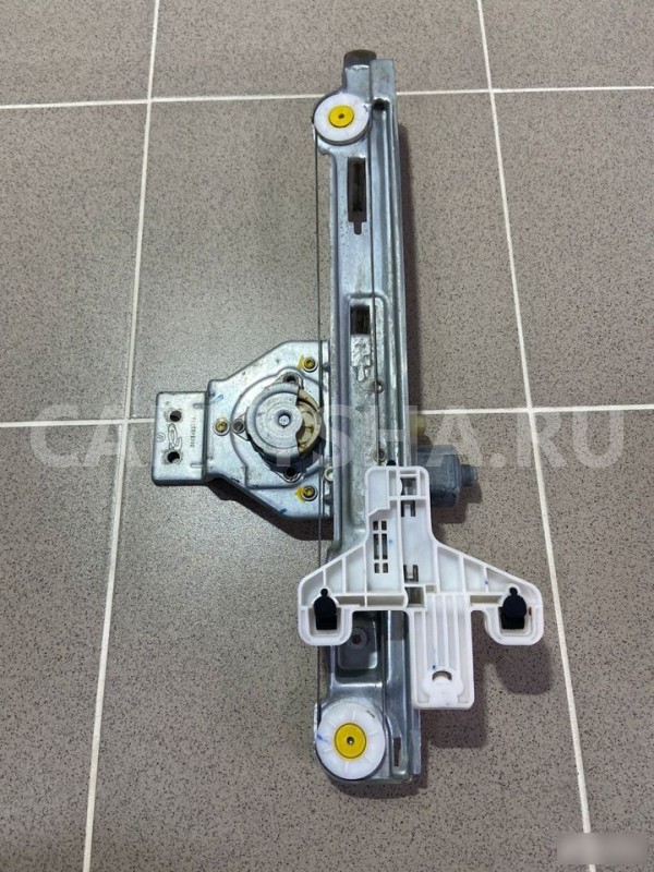 Стеклоподъемник задний правый Dodge Caliber SE Dodge Caliber оригинальный номер 05074232AAE