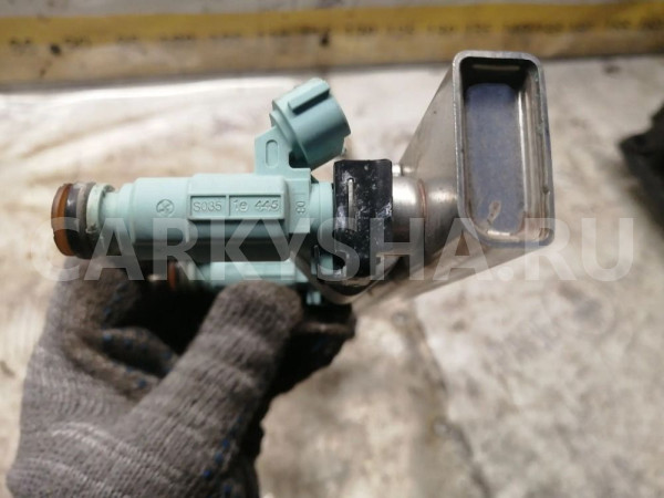 Рейка топливная (рампа) с форсунками Kia Rio III Kia Rio оригинальный номер 353402B010