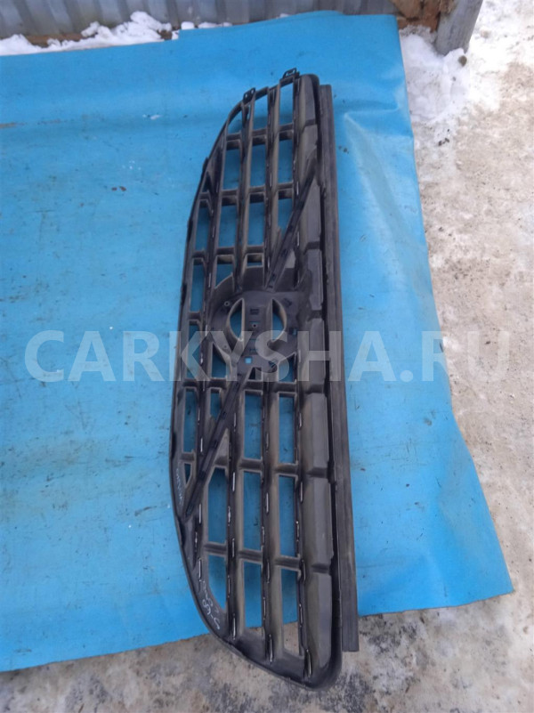 Решетка радиатора Volvo S60 2000-2009 Volvo S60 