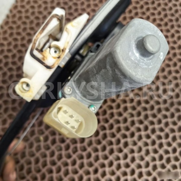 Стеклоподъемник BMW 3er оригинальный номер 51 35 7 281 887