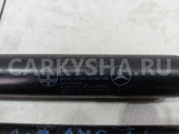 Амортизаторы багажника Mercedes E320 0019808064 W210 Mercedes-Benz E-klasse 