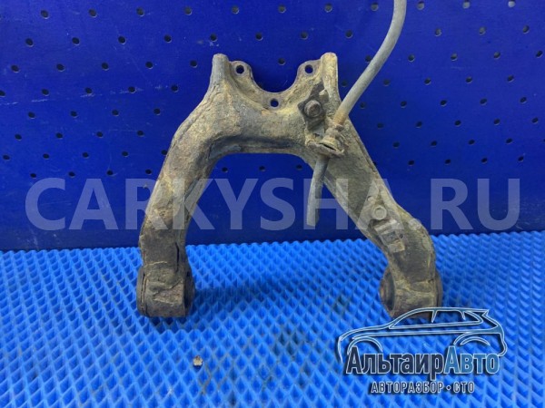 Рычаг передний правый верхний Mitsubishi Pajero 3 Mitsubishi i оригинальный номер MR496794