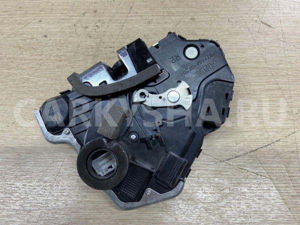 Замок двери передней правой Toyota RAV 4 V (XA50) оригинальный номер 69030-60250