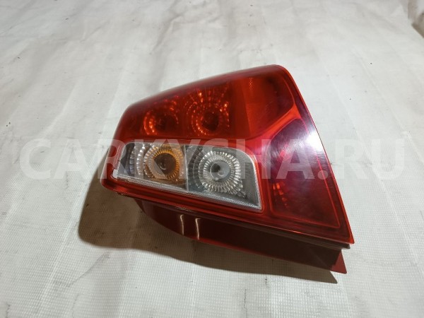 Фонарь задний правый Chevrolet Lacetti 