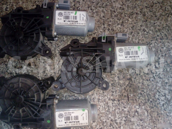 Моторчик стеклоподъемника Фольксваген Поло Polo Volkswagen Polo оригинальный номер 6RU959801